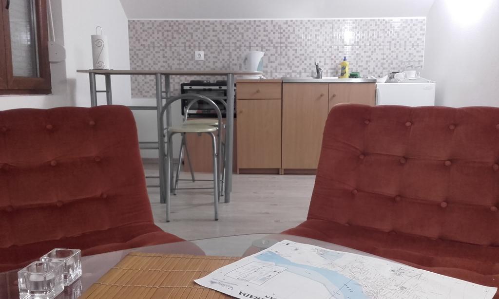Apartmani Maraton วูโควาร์ ภายนอก รูปภาพ