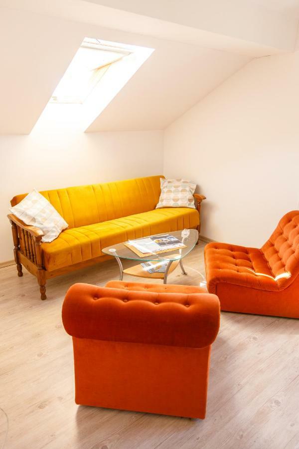 Apartmani Maraton วูโควาร์ ภายนอก รูปภาพ