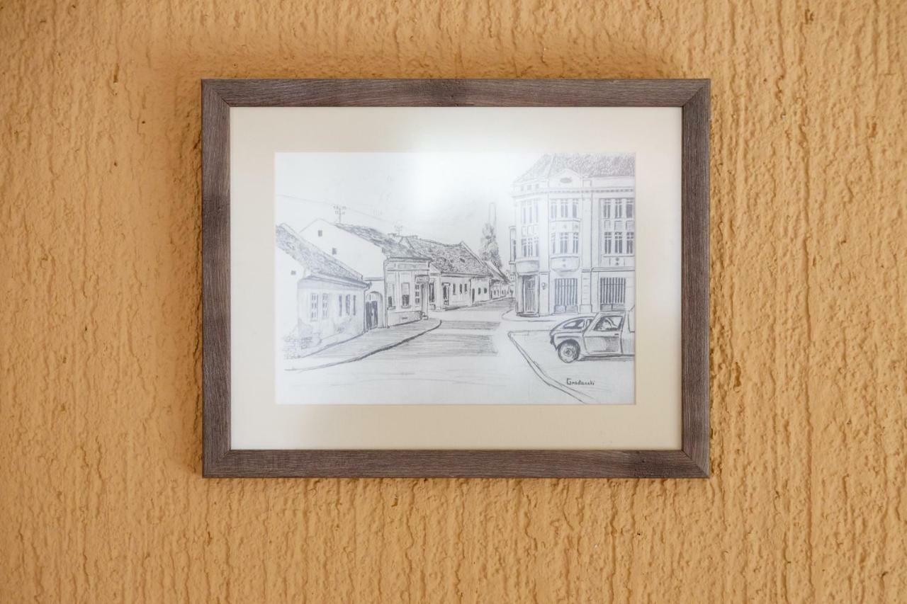 Apartmani Maraton วูโควาร์ ภายนอก รูปภาพ